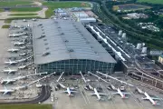 Dubai Airport Chief Urges UK to 'Get On With' Heathrow Expansion Now