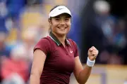 Emma Raducanu Triumphs at Winners Open After Coaching Split
