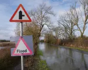 England's Flood Defenses Criticized as Inadequate Amid Record Rainfall