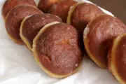 Fat Thursday 2026: Polish Tradition of Pączki Doughnuts for Good Luck