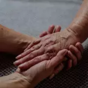 Fingernail Test Could Reveal Early Lung Cancer Warning Signs, Experts Say