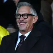 Gary Lineker Backs Arsenal for Premier League Title Despite Man City Surge
