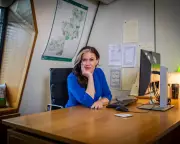 Guardian View: Politicians Must Lead by Example in Online Discourse