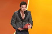 Harry Styles Announces Surprise Manchester Concert, Crashes Venue Website