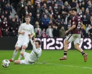 Hearts Edge Aberdeen 1-0 with Braga Goal as Ferguson Watches Title Charge