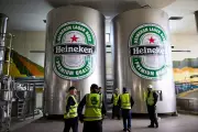 Heineken Announces Major Job Cuts of Up to 6,000 Positions Amid Declining Beer Demand