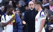 Ian Wright Claims Tottenham Stars 'Checked Out' After Van de Ven Ignores Tudor