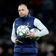 John Heitinga Quits Tottenham After 32 Days Despite Club Plea to Stay