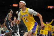 Lakers' Jaxson Hayes Suspended One Game for Pushing Wizards Mascot G-Wiz