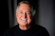 Legendary Singer-Songwriter Neil Sedaka Dies at Age 86 in Los Angeles