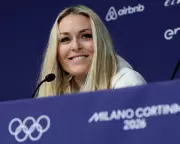 Lindsey Vonn's Olympic Comeback Delayed as Weather Cancels Training