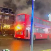 London Double-Decker Bus Erupts in Flames, Passengers Evacuate in Panic