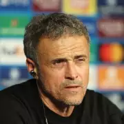 Luis Enrique Rejects Manchester United for PSG Contract Extension