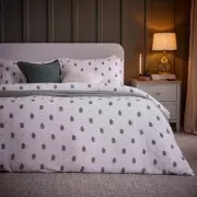 Luxury Bedding Bargain: Dusk's Floral Set Slashed to £20