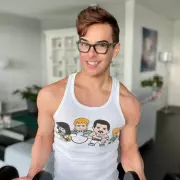 Man Approaching 60 Reveals Youthful Style Attracts Flirting from Younger Generation