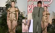 Margot Robbie's Victorian Mourning Bracelet Sparks Fan Outrage at Wuthering Heights Premiere