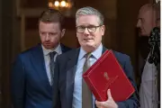 McSweeney's Mandelson Ties Haunt Starmer as Labour Crisis Deepens