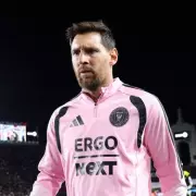 Messi Restrained by Suarez in Heated Referee Confrontation After Miami Loss