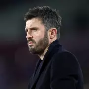 Michael Carrick Lifts Man Utd Holiday Ban as Fernandes and Lammens Travel