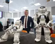 Minister defends delayed UK defence spending plan amid Tempest jet concerns