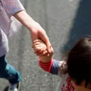 Mum's Day Transformed by Stranger's Kind Gesture in Car Park