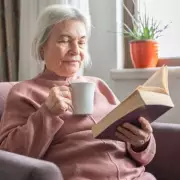 Neurologist Reveals Morning Coffee and Tea Could Lower Dementia Risk