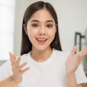 Neuroscientist Reveals Left Eye Contact Secret for Stronger Emotional Bonds