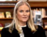 Norwegian Crown Princess Mette-Marit Apologises for Epstein Contact in Scandal
