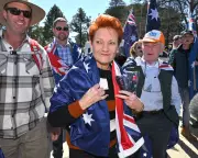 Pauline Hanson's Controversial Comments on Muslims Spark Hate Speech Debate