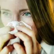 Pharmacist's Two-Week Hay Fever Rule: Early Action Key for UK Sufferers