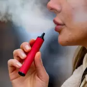 Psychiatrist's Guide to Quitting Vaping: Strategies and Health Warnings