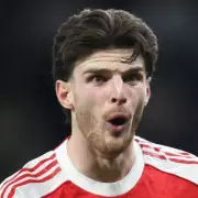 Ray Parlour Defends Declan Rice After Paul Scholes' Emotional Criticism