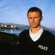 Rediscover Robert Carlyle's Early Gem: The Forgotten 'Hamish Macbeth' on BBC iPlayer