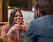 Romance Scam Alert: Fraudsters Recruit Dating App Victims for Insurance Cheats