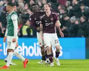 Scottish Premiership Weekend: Celtic and Rangers Secure Wins, Hearts Edge Hibs