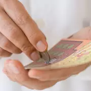 Spanish Court Orders Scratchcard Winner to Pay €100k to Colleague After Verbal Pact