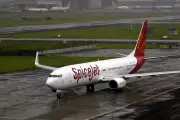 SpiceJet Boeing 737 Makes Emergency Return to Delhi After Engine Failure