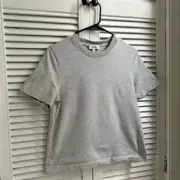 Steam Away Wrinkles: The Quick Ironing Alternative That Works in Minutes