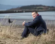 The Unfragile Mind Review: A GP's Ambitious Yet Superficial Mental Health Guide