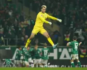 Topp's Rescue Act Fails to Save Steffen at Struggling Werder Bremen