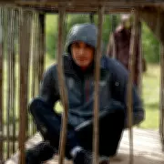 Traitors Star Faraaz Noor 'Crying His Eyes Out' After Mecca Pilgrimage Offer