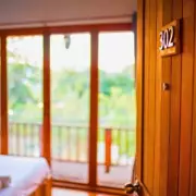 Travel Expert's Warning: The 10-Second Hotel Safety Check You Must Do