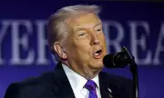 Trump Backs UK-Mauritius Chagos Deal, Vows Military Action if Base Threatened