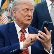 Trump Deletes Racist Video Depicting Obamas as Apes After Outcry