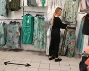 UK Government May Delay Youth Minimum Wage Rise as Unemployment Hits Five-Year High