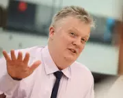 UK Youth Unemployment Crisis Deepens as Tax and Wage Policies Clash