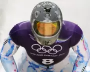 Ukrainian Athlete Accuses IOC of Betrayal Over Banned Memorial Helmet