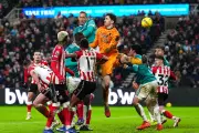 Van Dijk's Header Secures Liverpool's Victory Over Sunderland