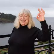 Woman Sells £4.5m Omaze Mansion to Secure Family's Financial Future