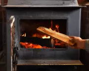 Wood Burning Pollution Causes 8,600 US Deaths Yearly, Study Reveals